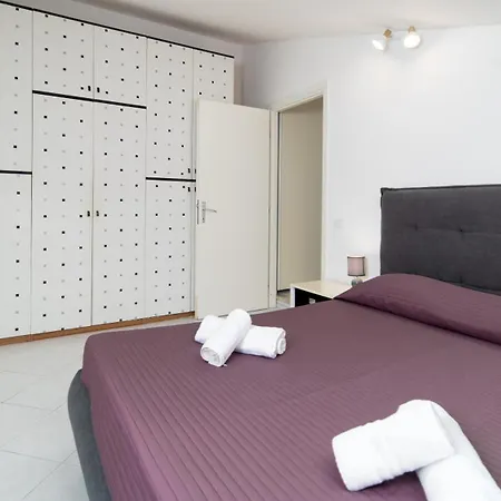 Apartamento La Mansarda Di Via Montegrappa By Rentbeat *